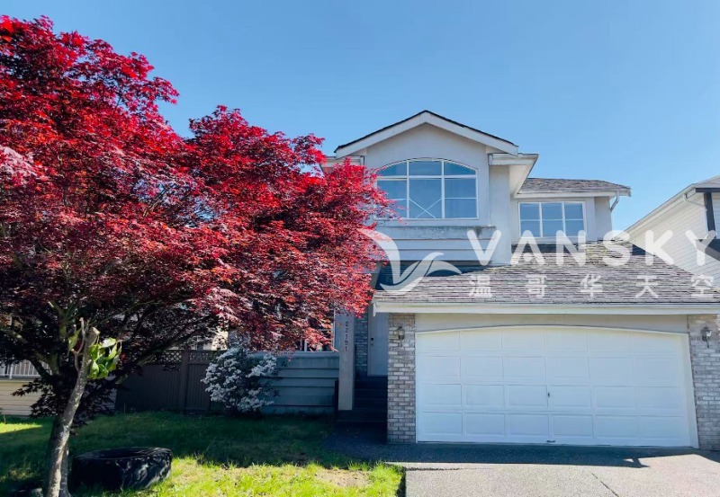 250527201759_House front.JPG